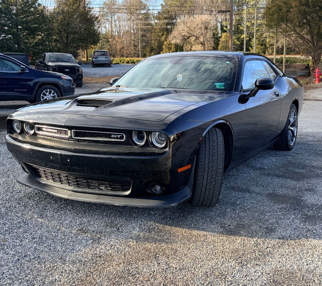2022 Dodge Challenger GT Auto's photo