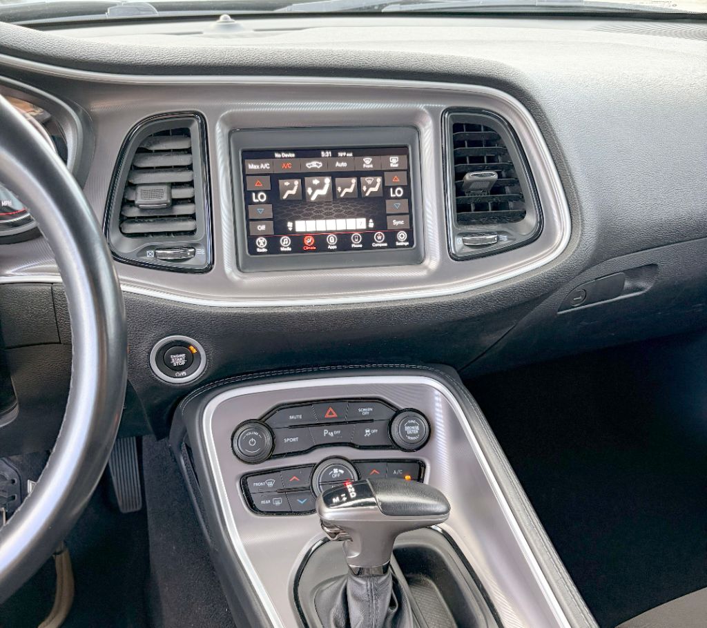 2022 Dodge Challenger GT - Photo 13