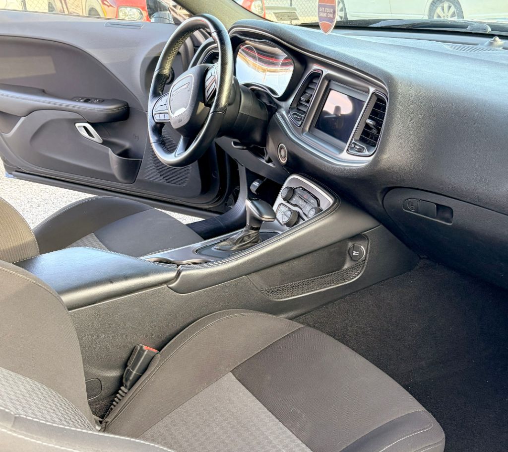 2022 Dodge Challenger GT - Photo 11