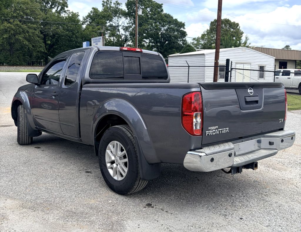 2020 Nissan Frontier SV - Photo 8
