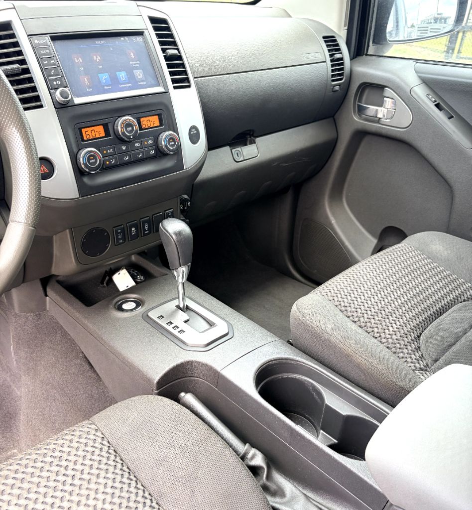 2020 Nissan Frontier SV - Photo 16