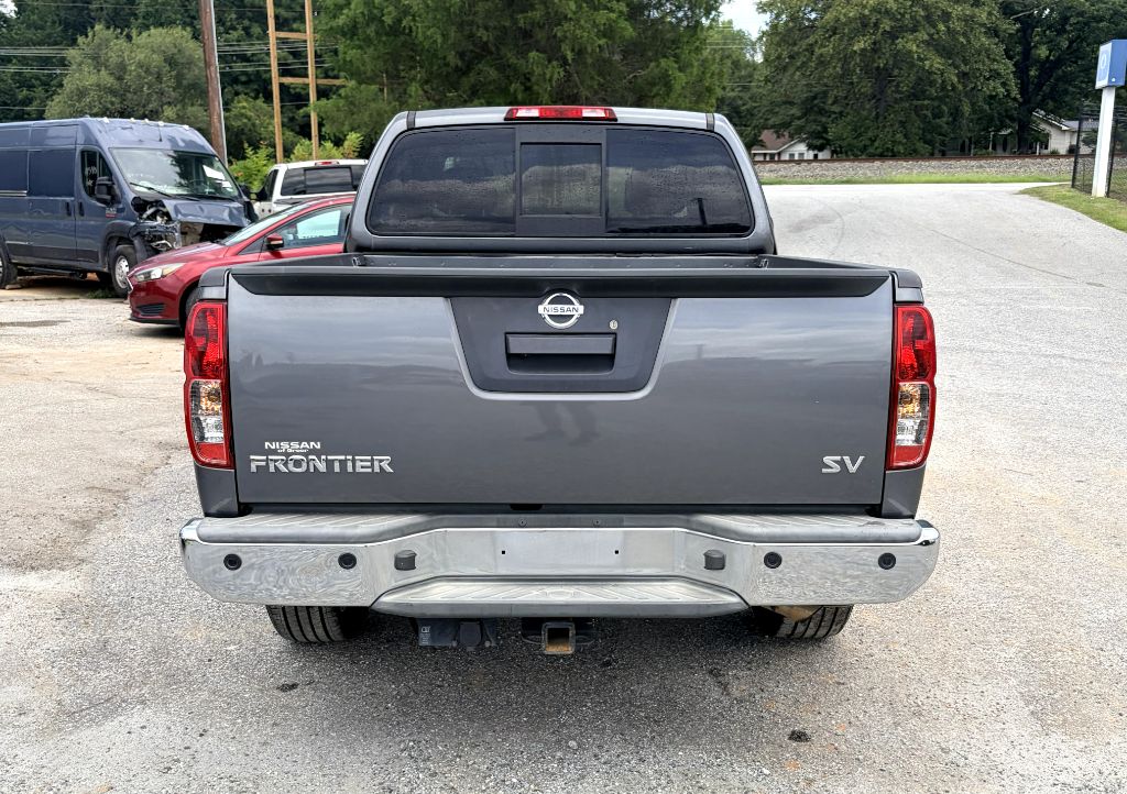 2020 Nissan Frontier SV - Photo 6